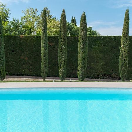 Villa Carini With 3000 Mq Garden & Heated Pool كاستلْنْيوفو ديل غارد المظهر الخارجي الصورة